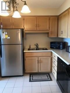 Photo 1 of 11 — 1311 - 695 RICHMOND STREET Unit 1311, London East (East F), ON N6A5M8