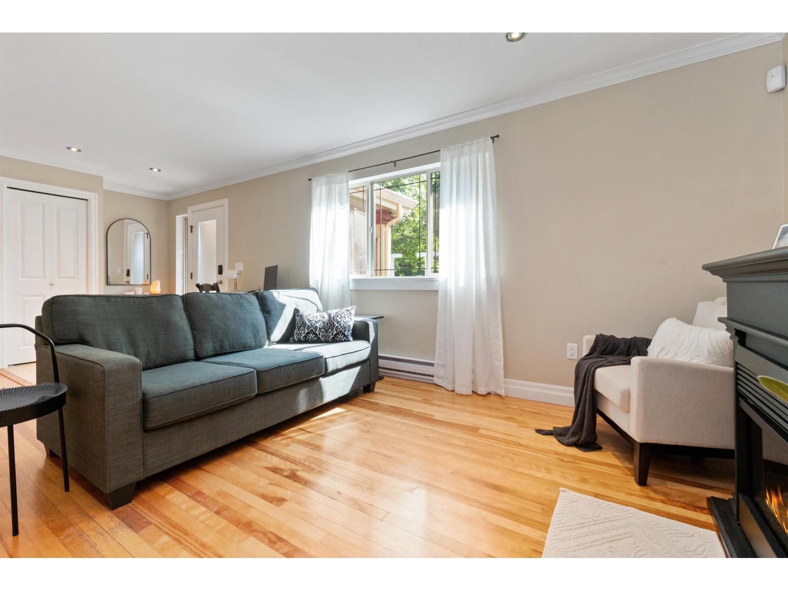 26 5851 COWICHAN STREET|Garrison Crossing