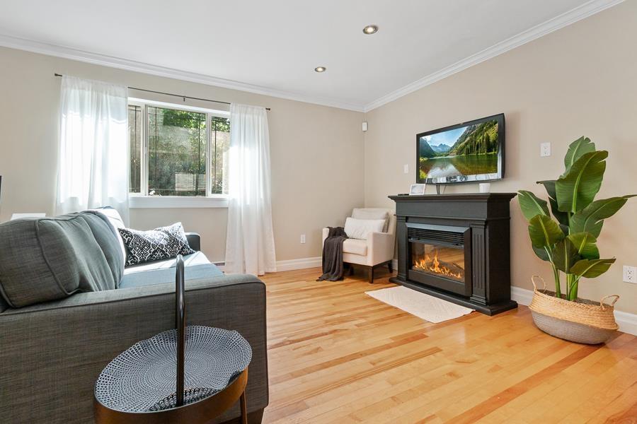 26 5851 COWICHAN STREET|Garrison Crossing