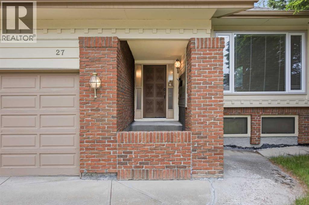27 Woodgreen Place SW