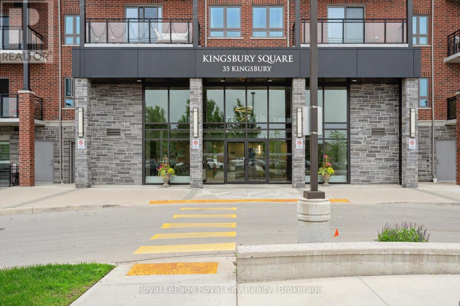 121 - 35 KINGSBURY SQUARE