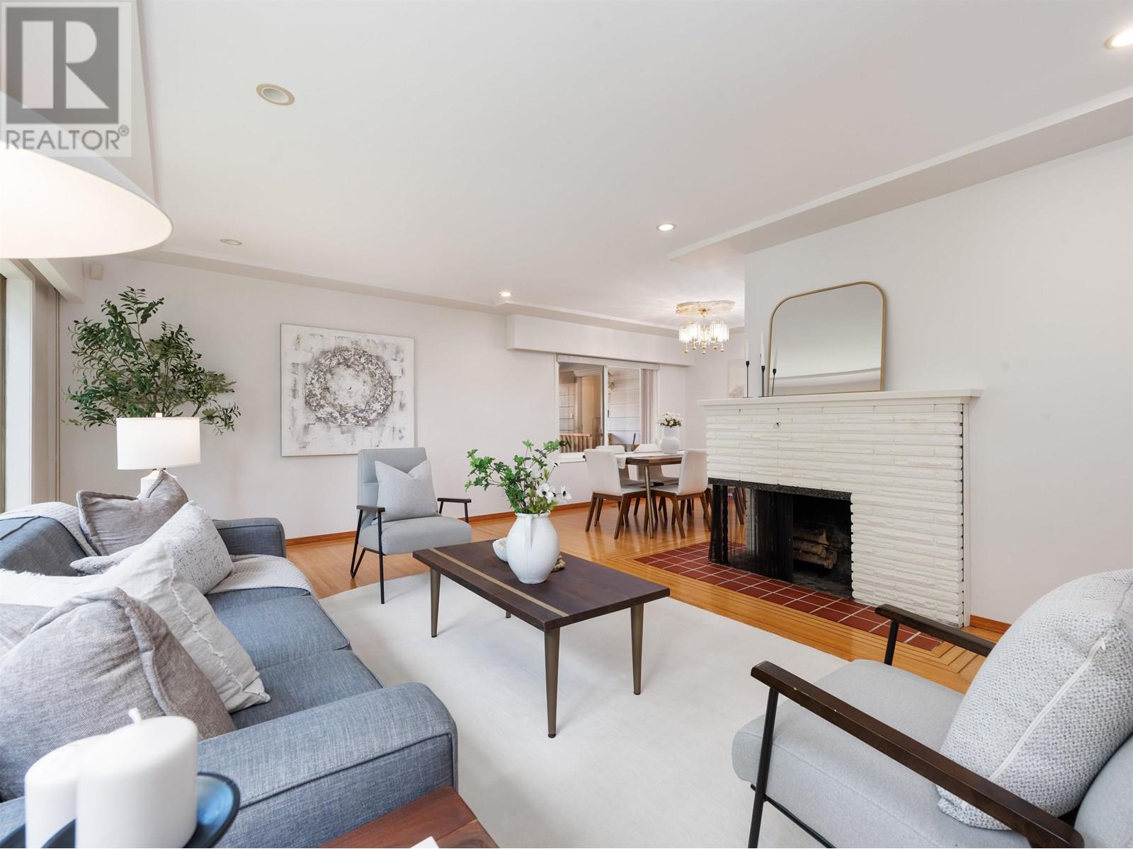 668 WESTHYDE PLACE