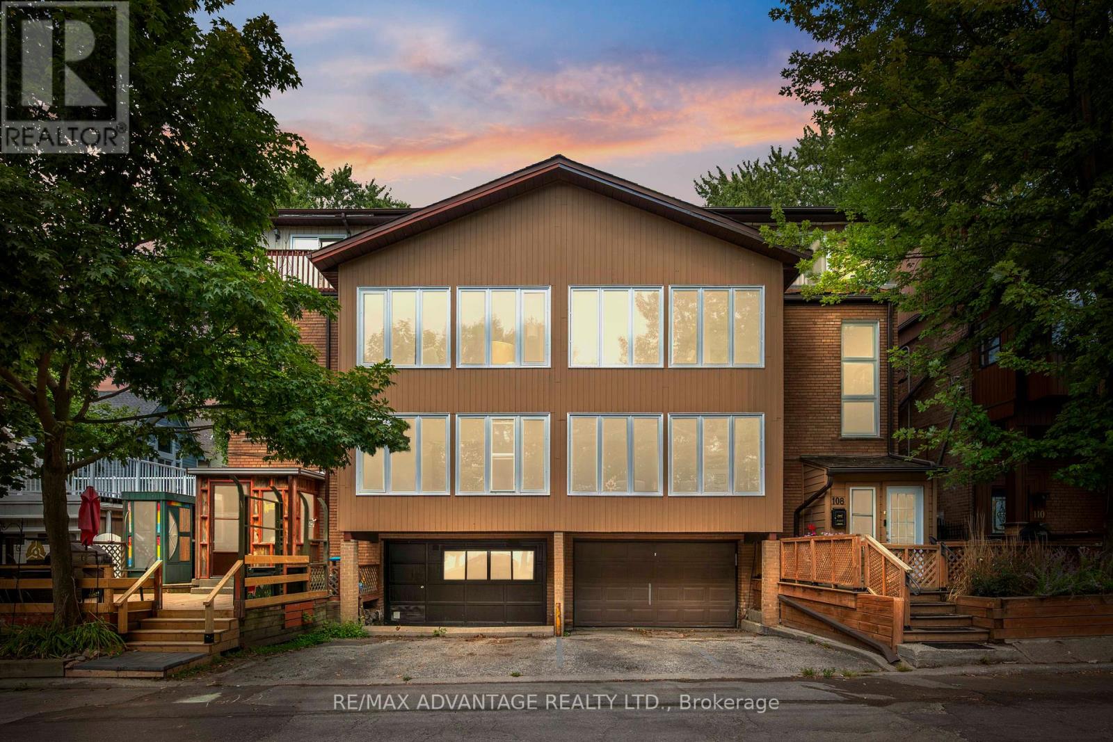 106 HUBBARD BOULEVARD