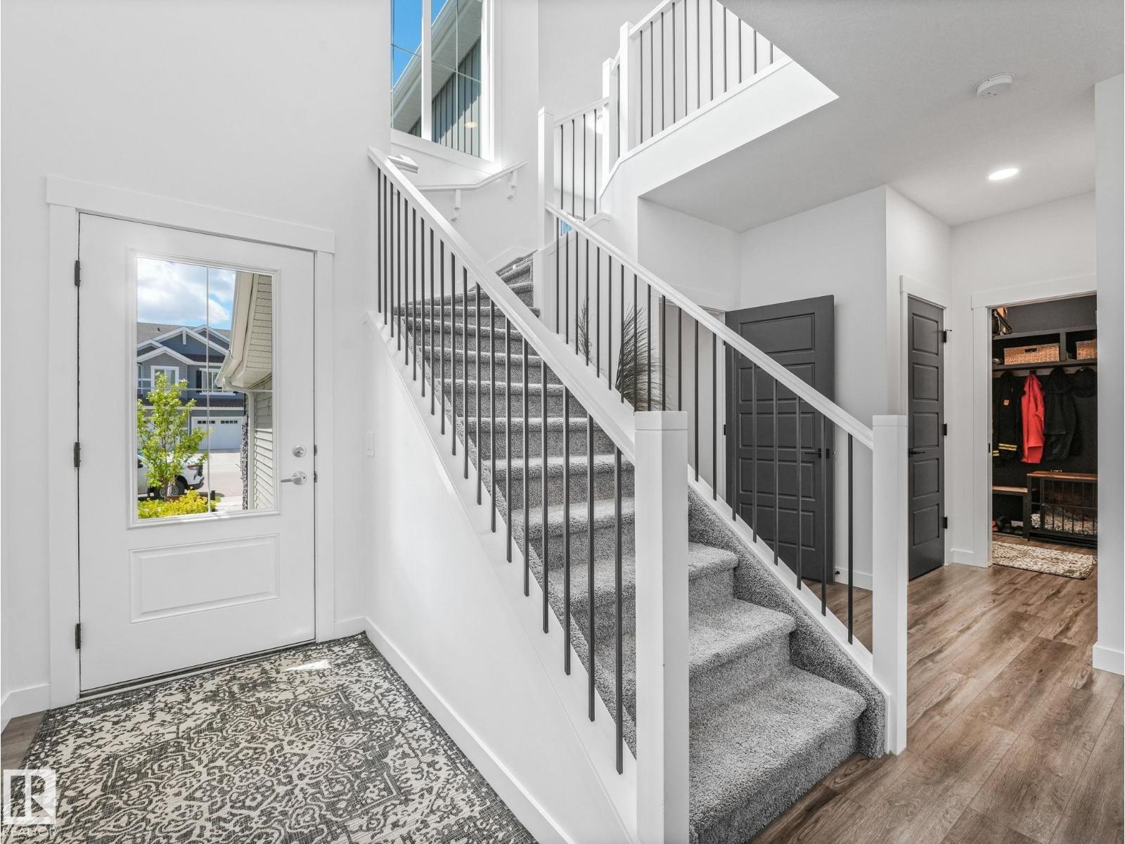 7151 EDGEMONT WY NW