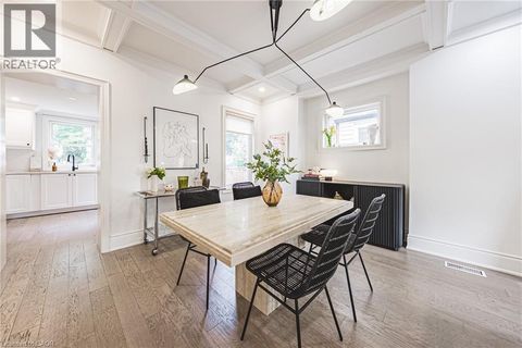 110 KENSINGTON Avenue S Hamilton ON L8M3H3