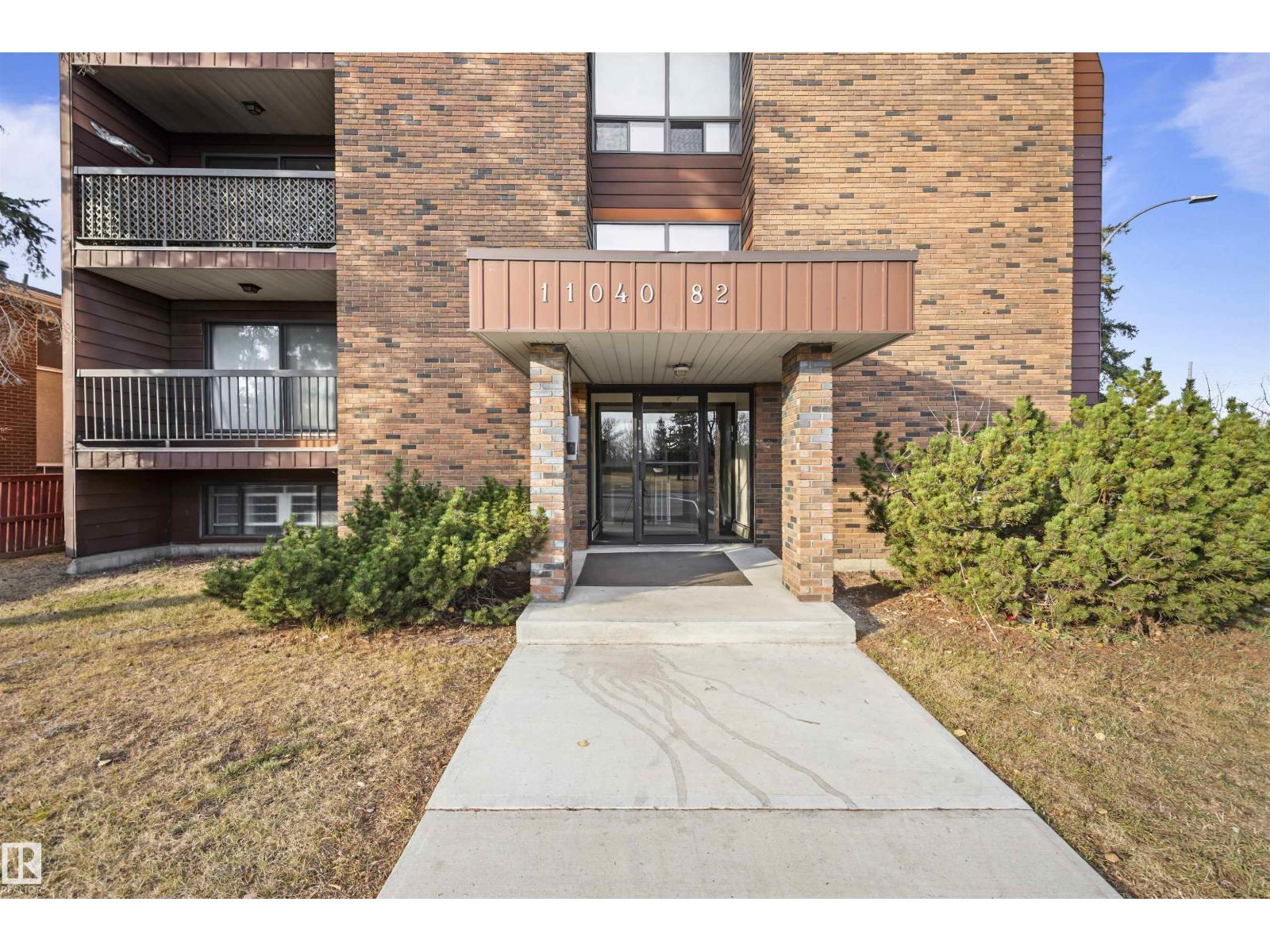 #202 11040 82 ST NW