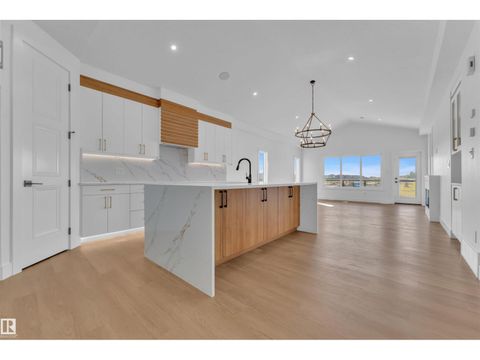 164 CALEDON CR Spruce Grove AB T7X4E3