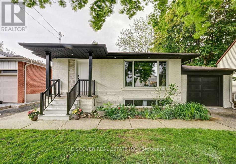 1023 CAVEN STREET