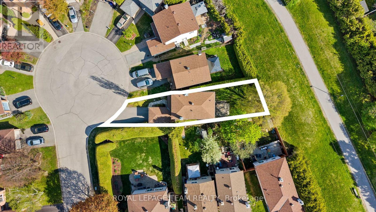 93 HEWITT WAY