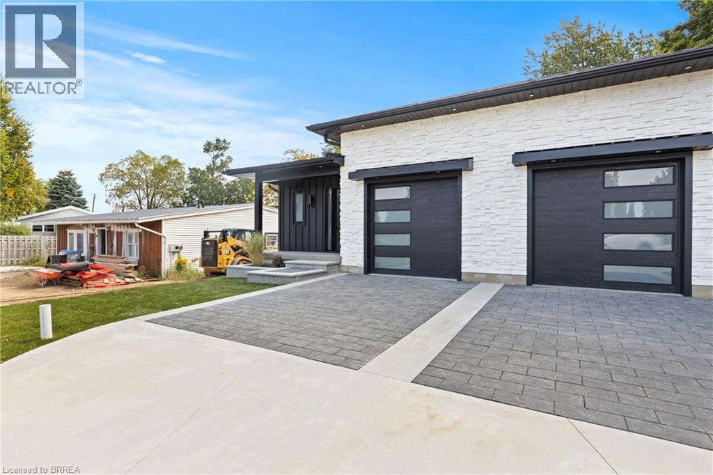 141 KING EDWARD Street