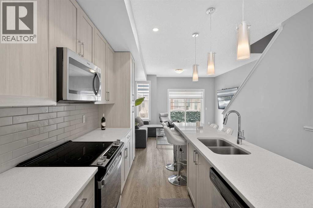 930 Sage Hill Grove NW