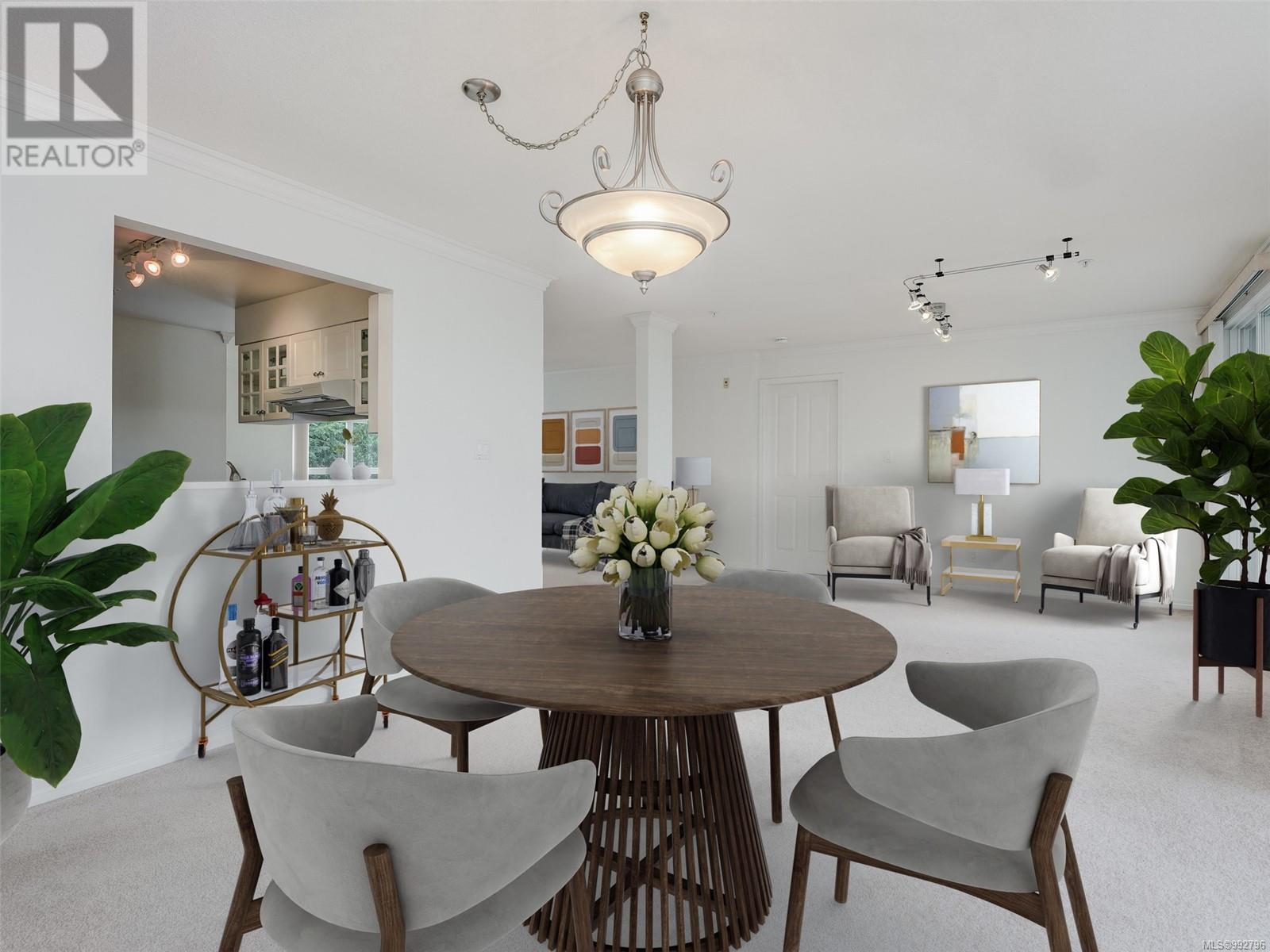 306 5110 Cordova Bay Rd