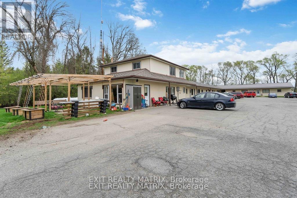 Photo 1 of 5 — 6 - 2039 COUNTY RD 44 ROAD Unit 6, Edwardsburgh/Cardinal, ON K0E1X0