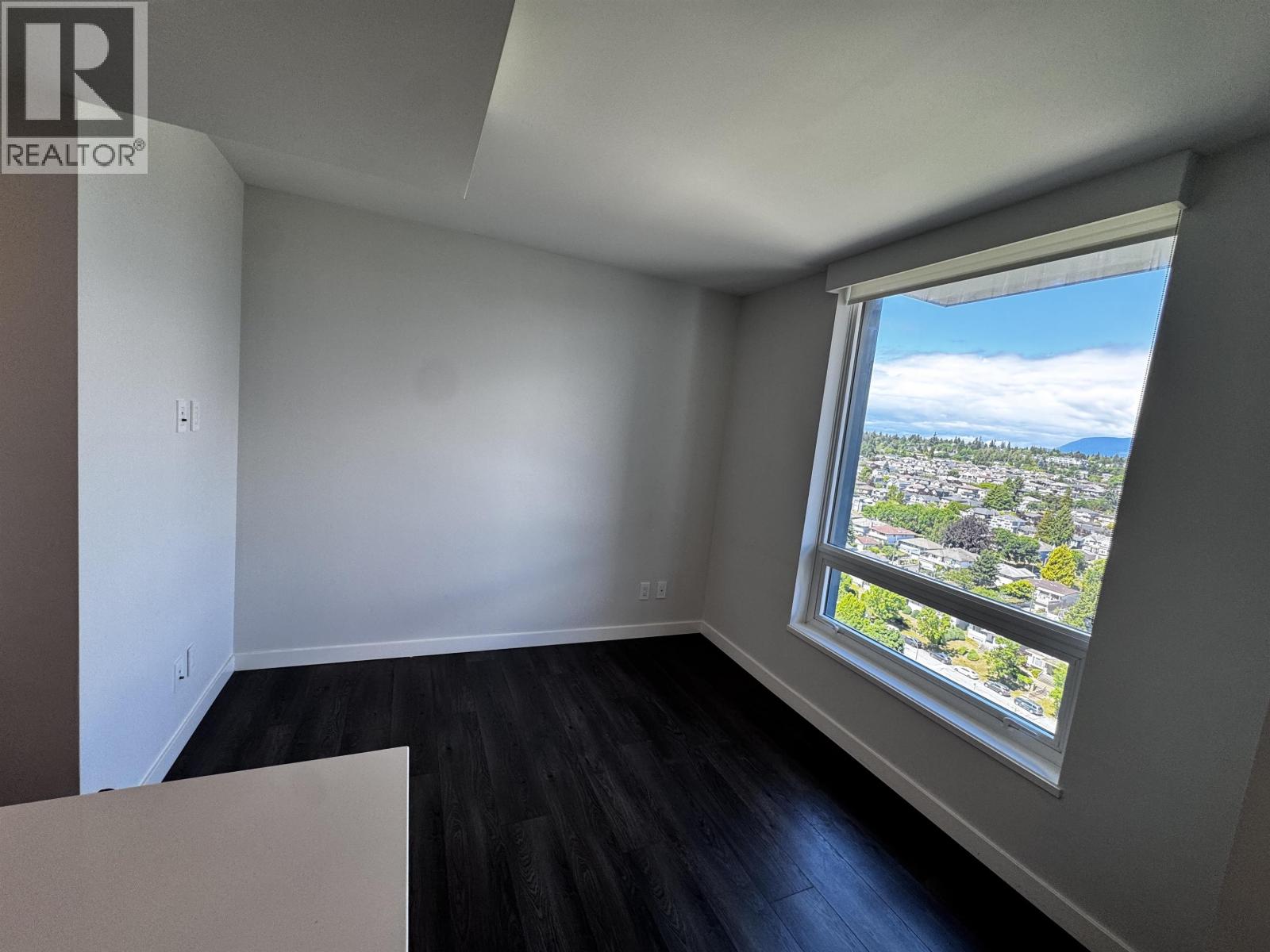1904 8189 CAMBIE STREET