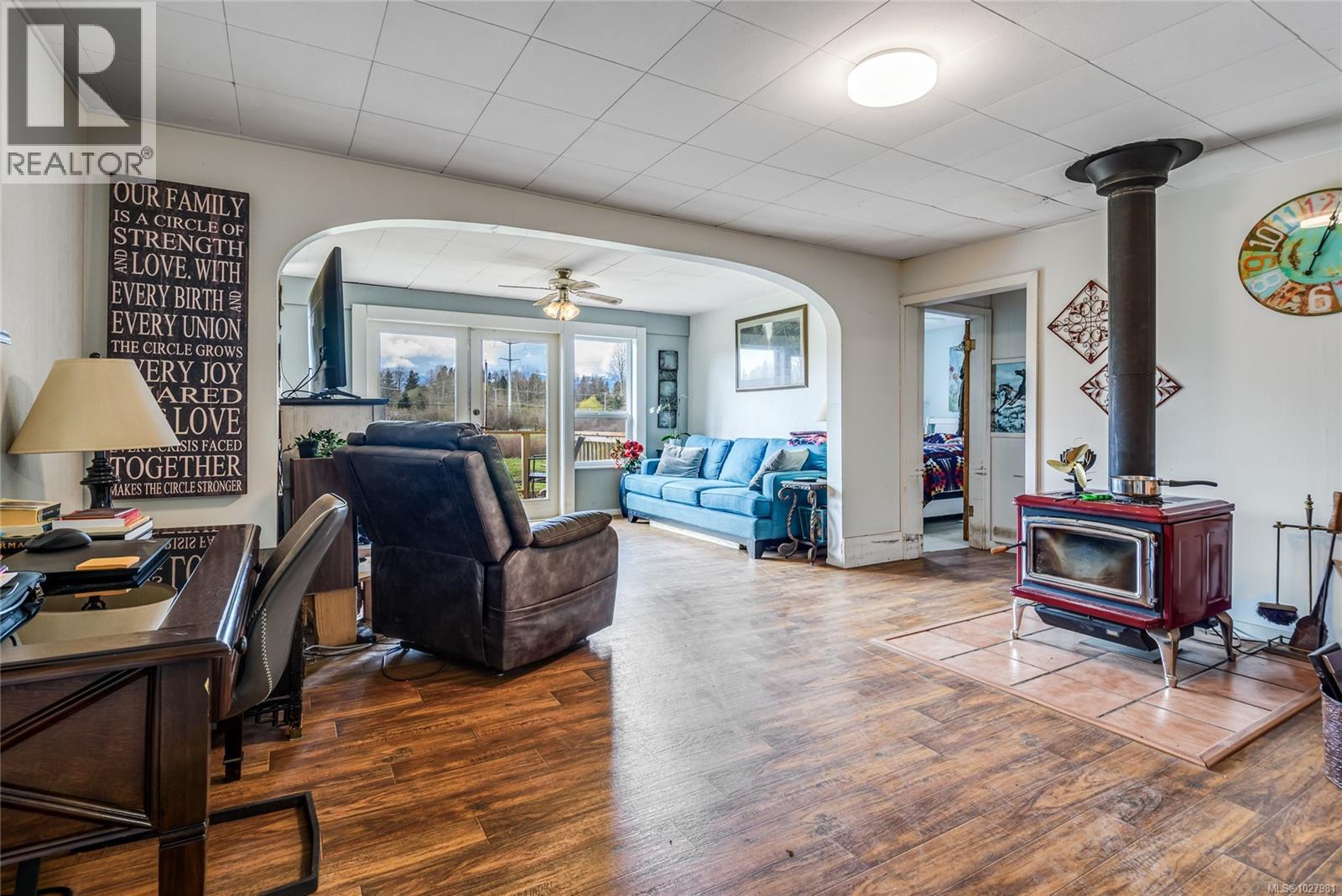 4766 Headquarters Rd
