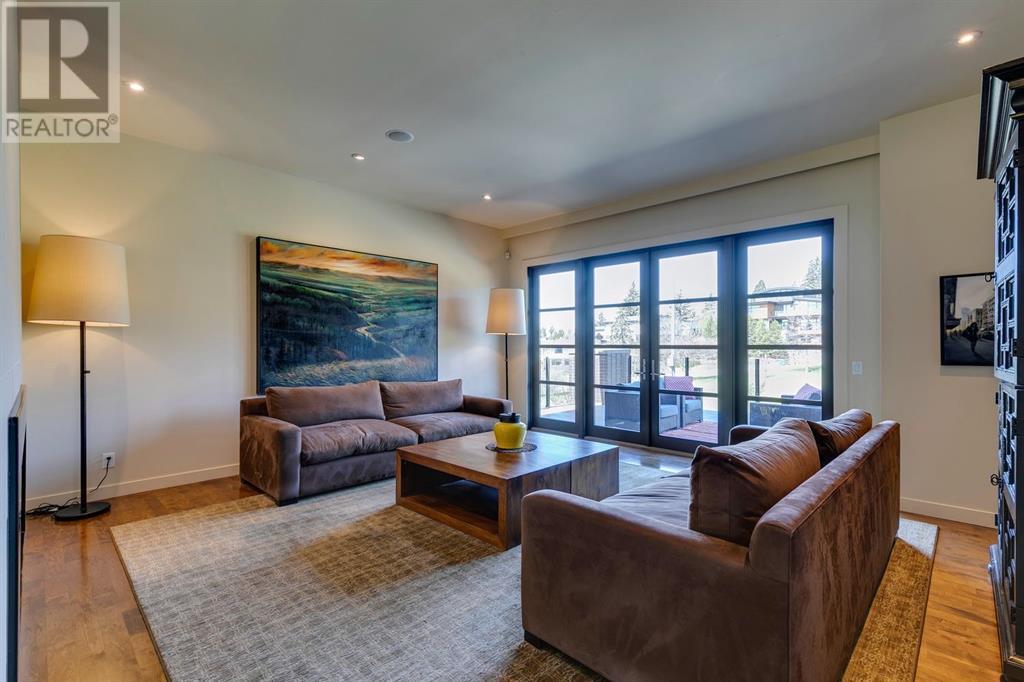 4 Hawthorne Crescent NW