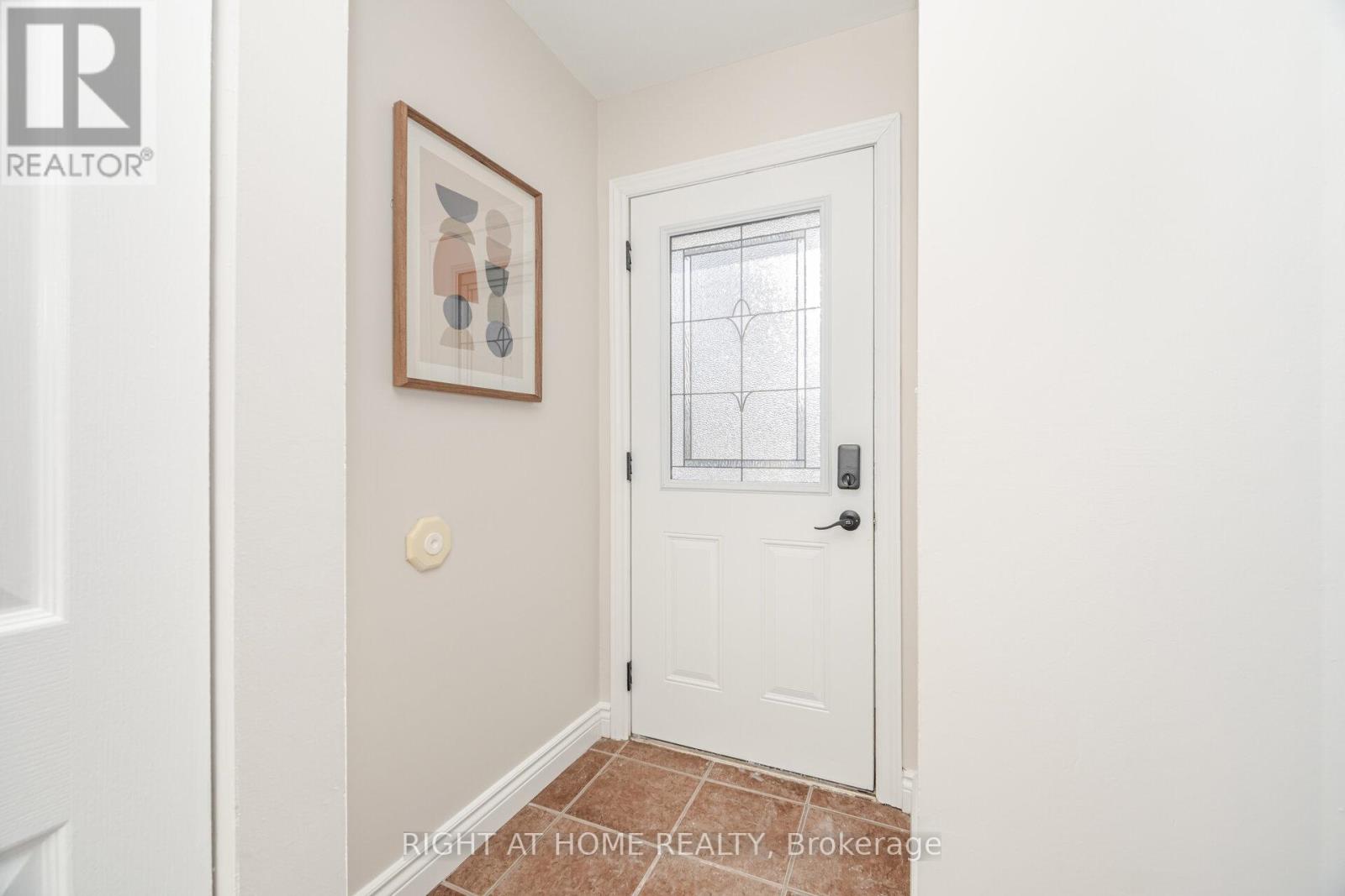 17 WHITE OWL CRESCENT