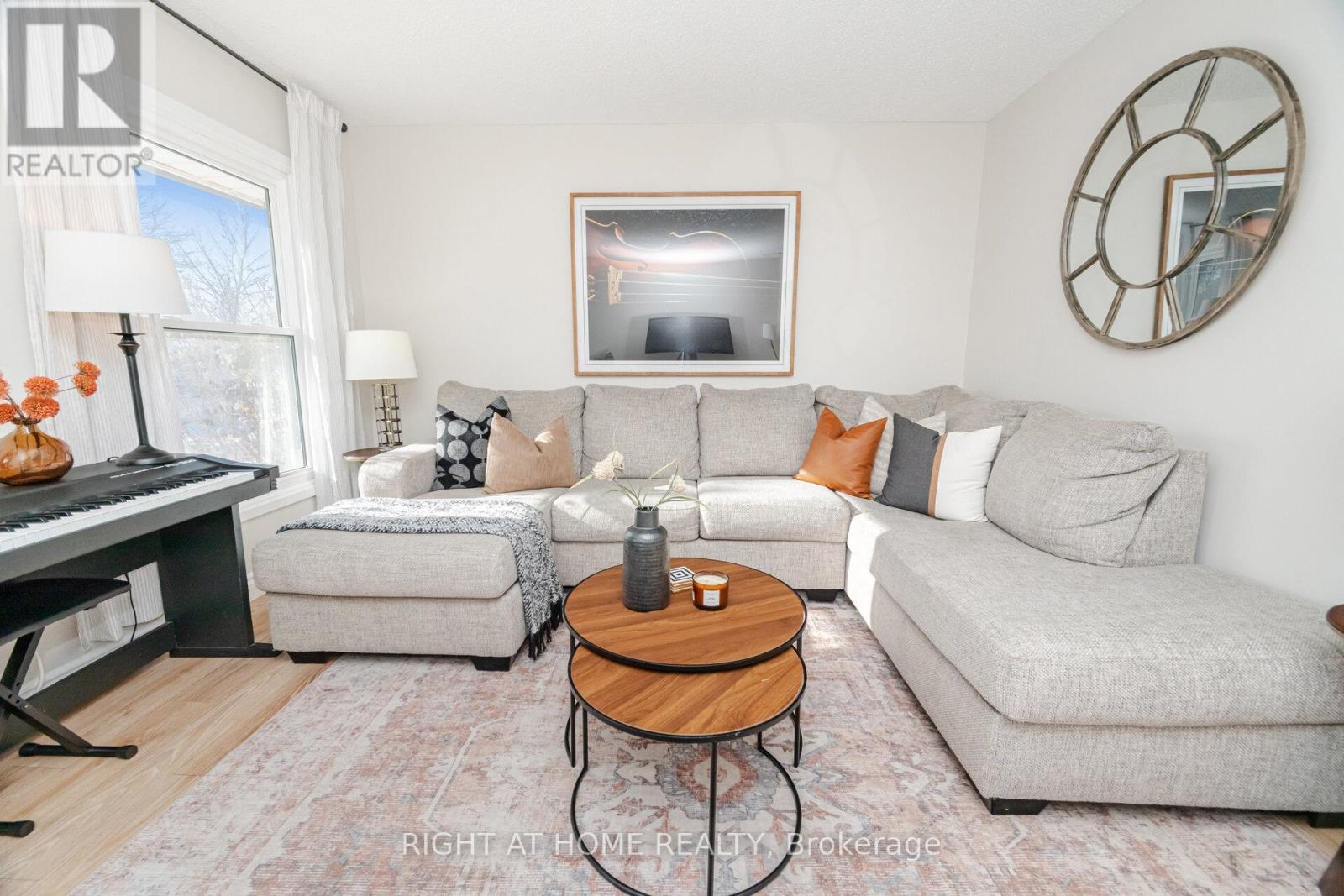 17 WHITE OWL CRESCENT