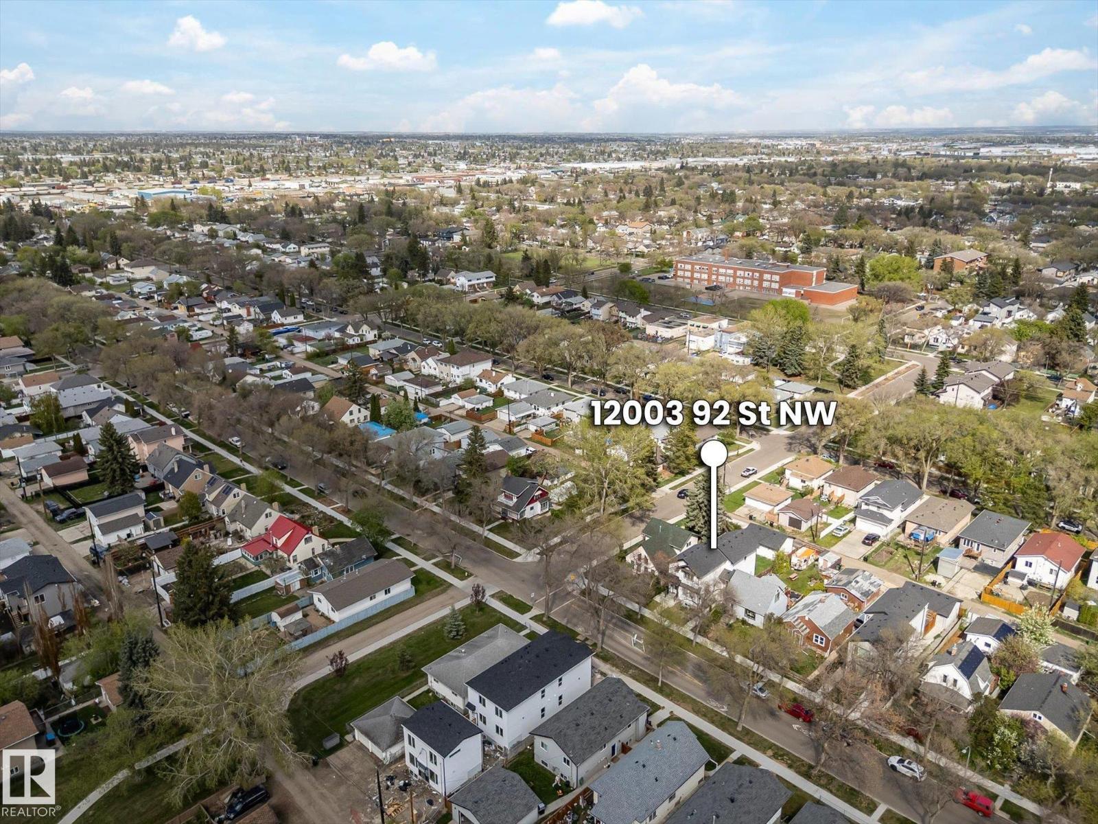12033 92 ST NW