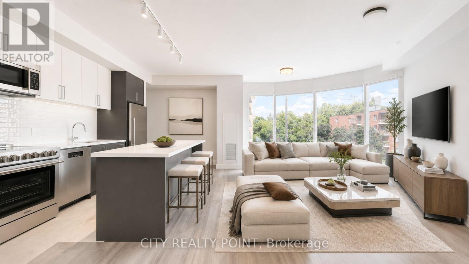 Photo 1 of 27 — 407 - 2525 BATHURST STREET Unit 407, Toronto (Forest Hill North), ON M6B2Y9