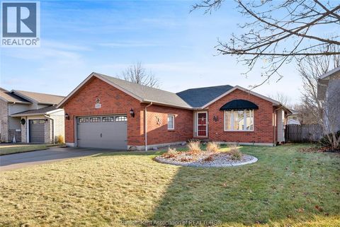 248 Valley ROAD Chatham ON N7L5K9