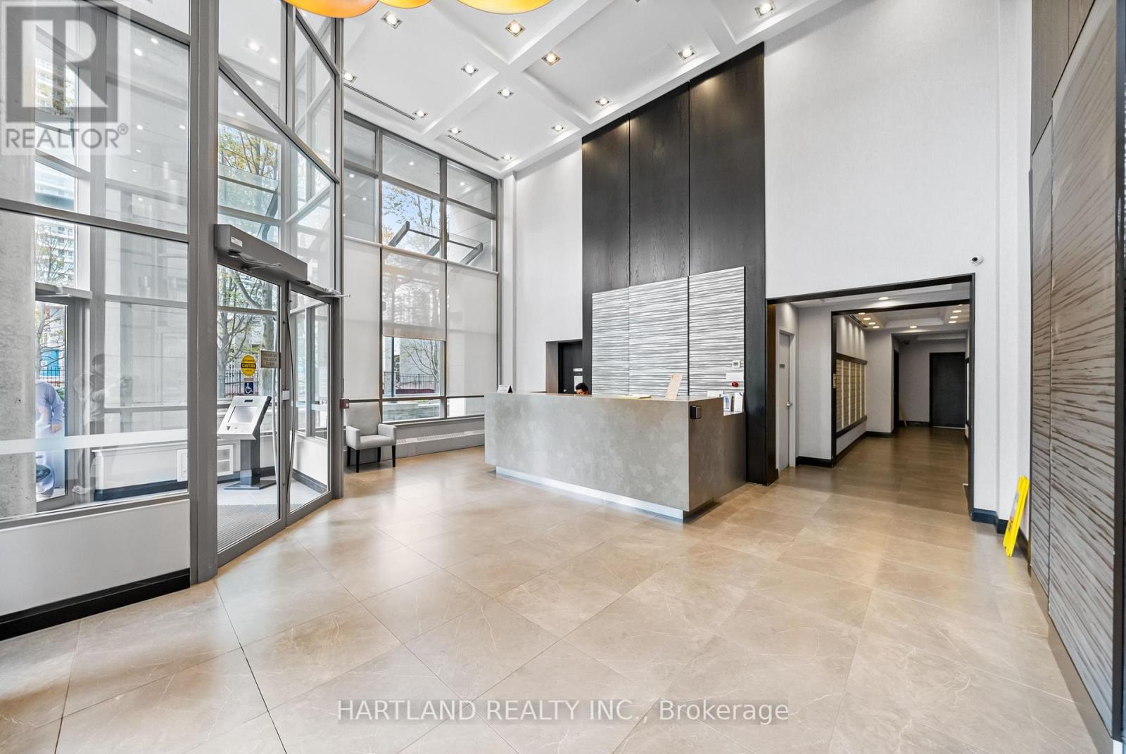 2701 - 3504 HURONTARIO STREET