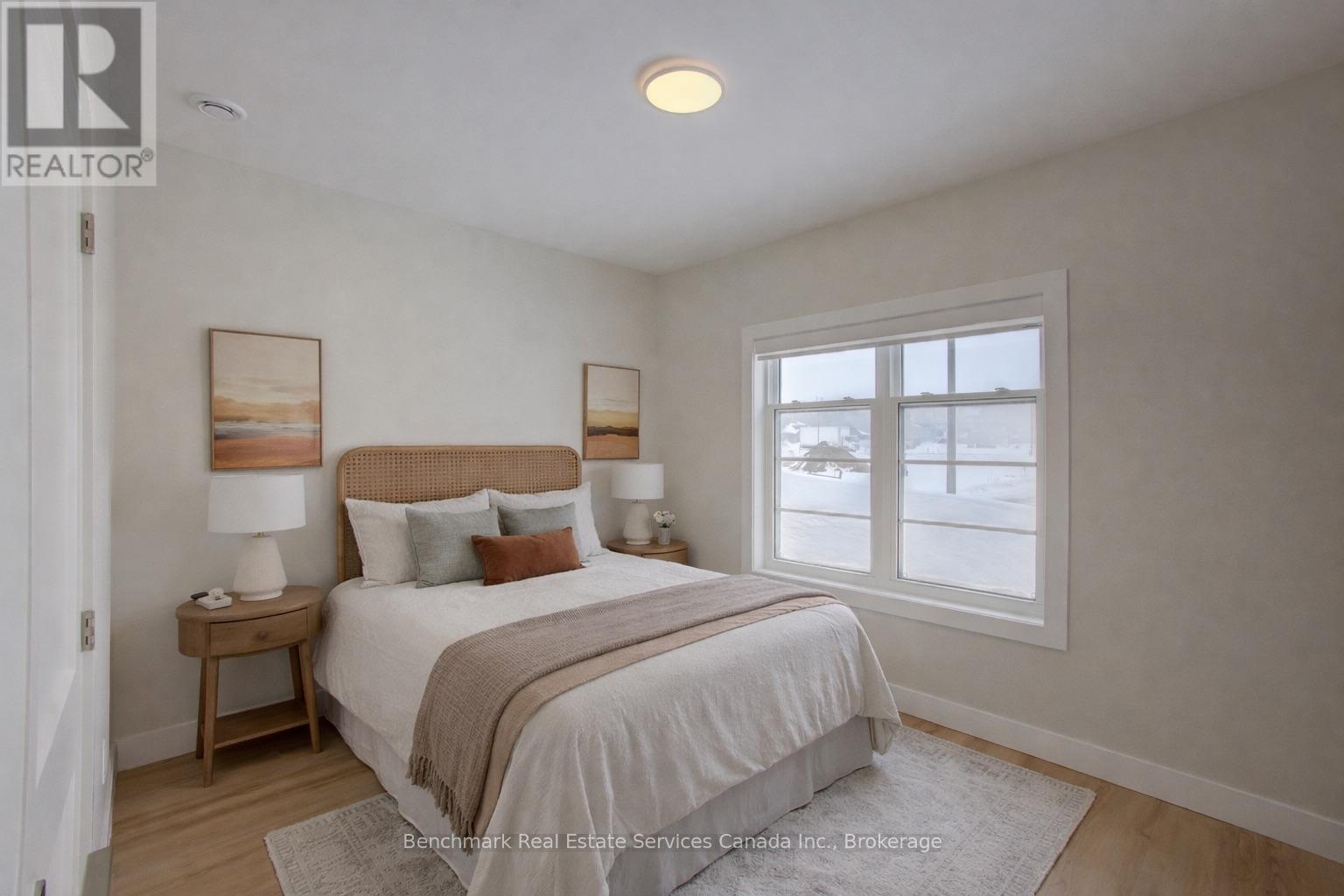 54 - 1182 QUEEN STREET