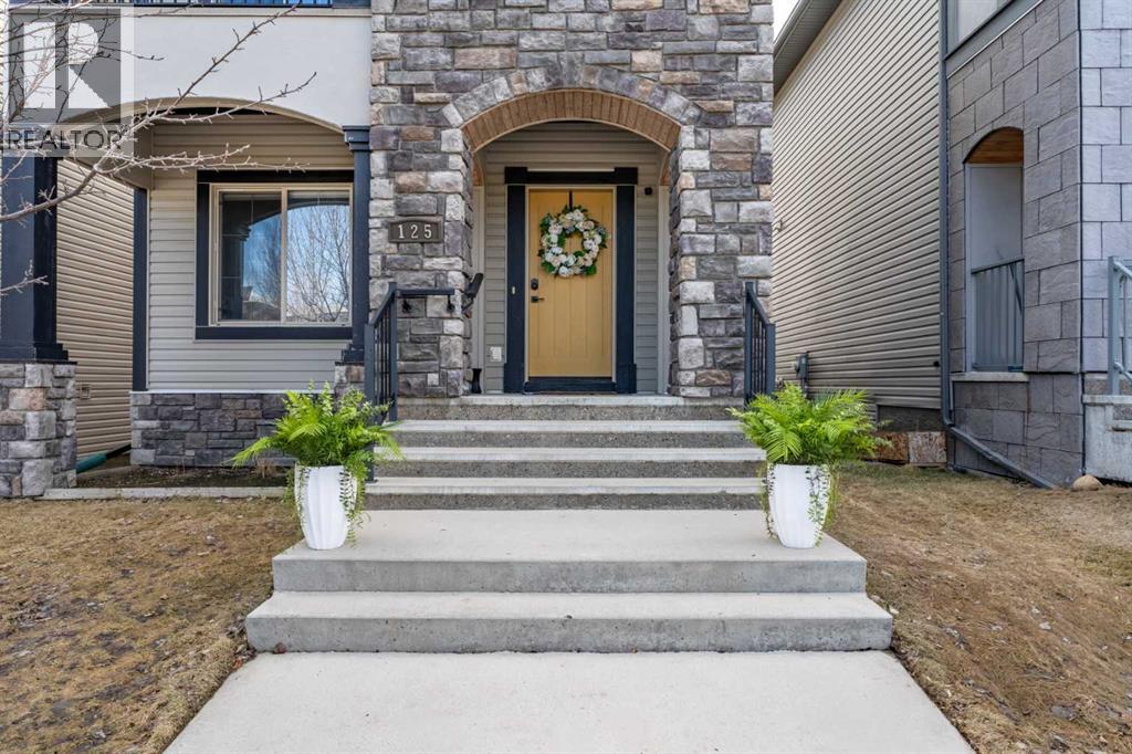 125 Monteith Drive SE