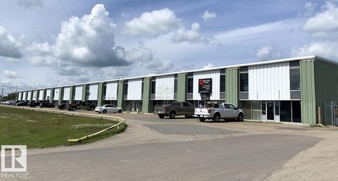 #Unit 1 702 18 AV Nisku AB T9E7T1