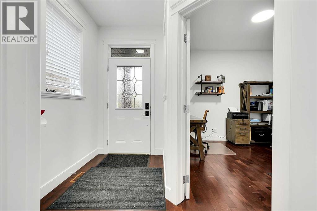 6 Aspen Stone Mews SW