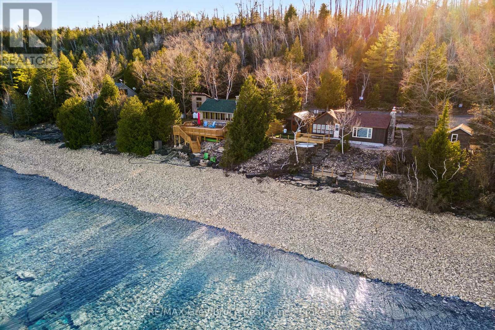 1132 DYERS BAY ROAD