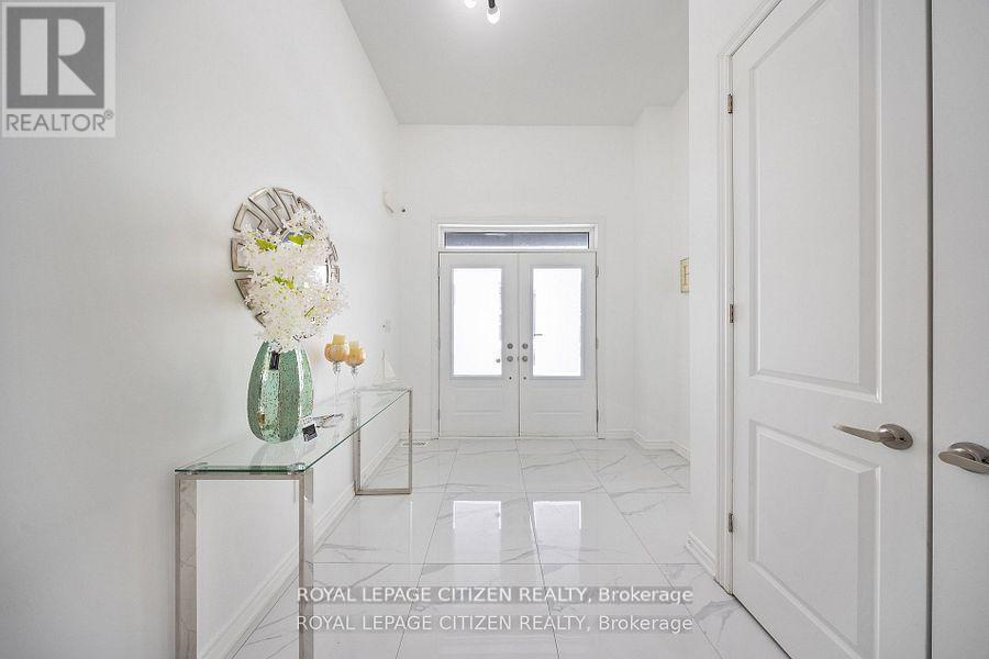 82 CLOSSON DRIVE