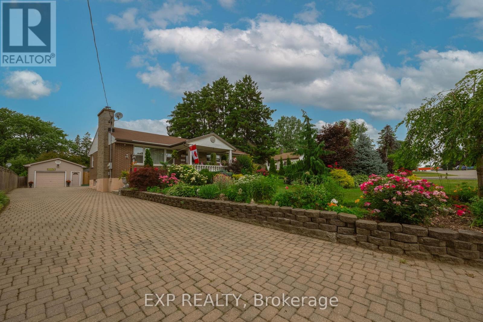 1864 PARKHURST AVENUE