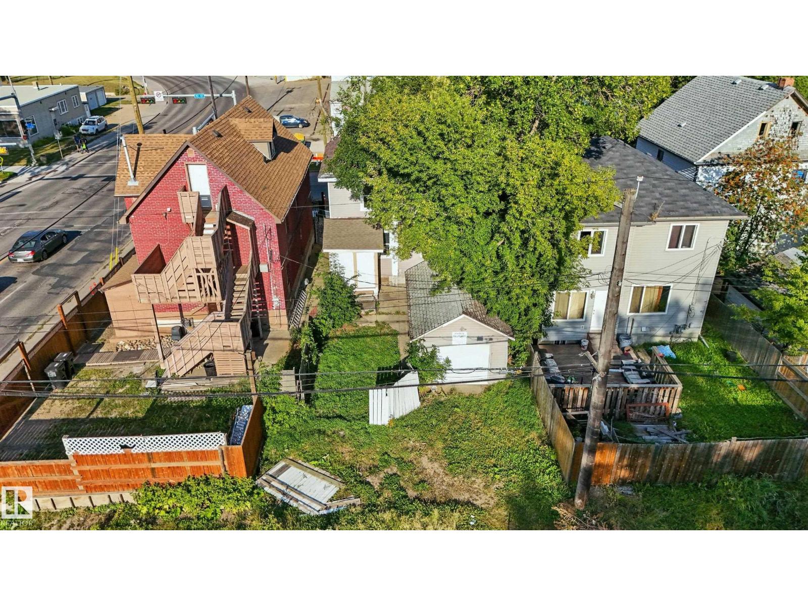 10730 92 ST NW