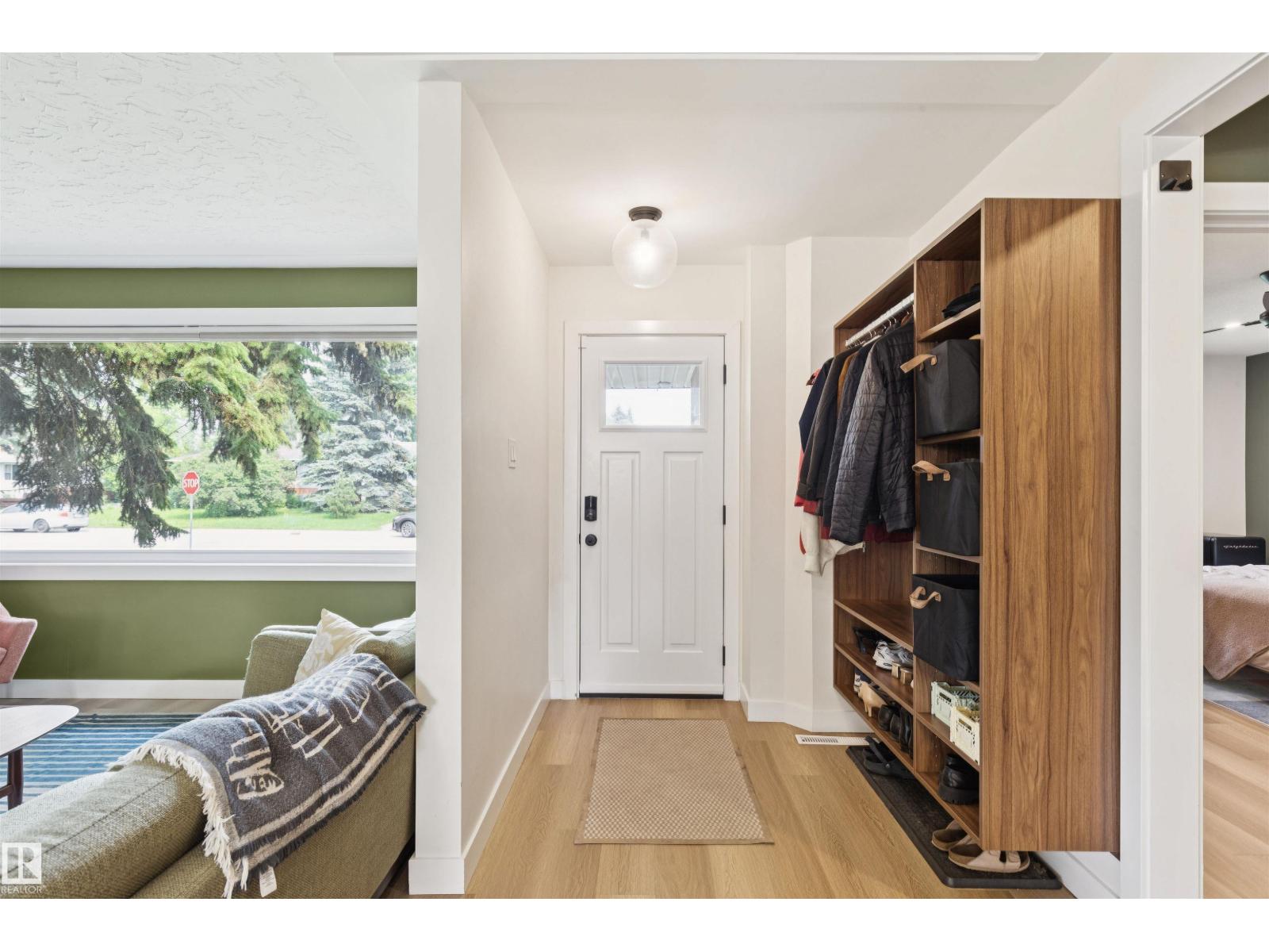 9544 148 ST NW