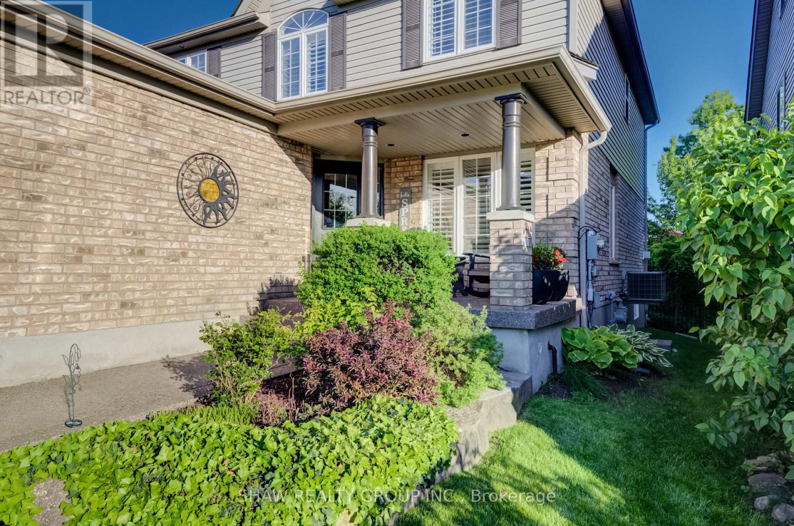 7 HOUSLER LANE