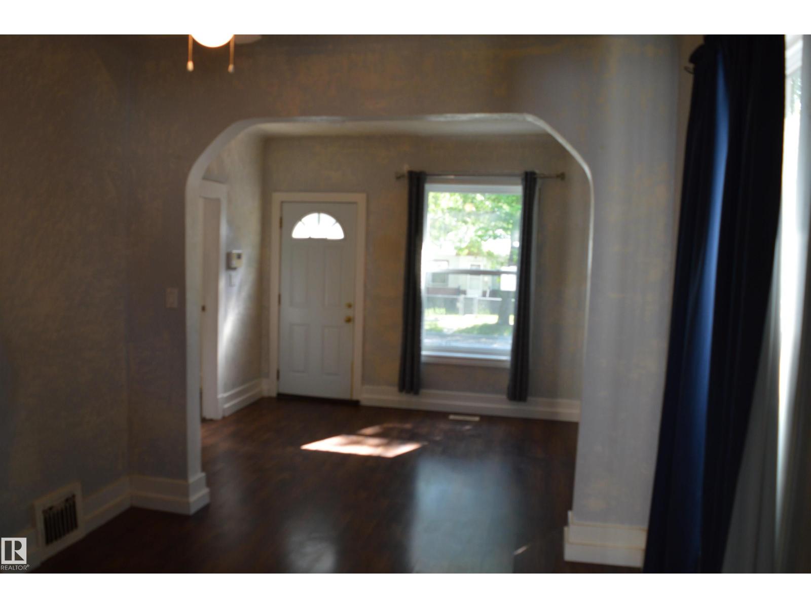 11920 78 ST NW