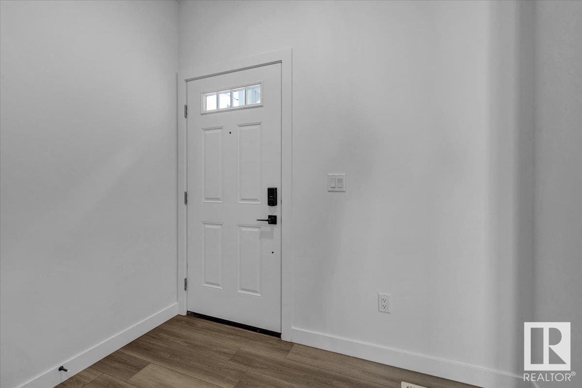 66 Ficus WY