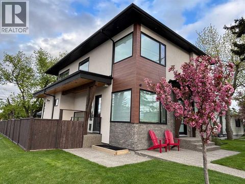 3902 19 Street SW Calgary AB T2T4X9