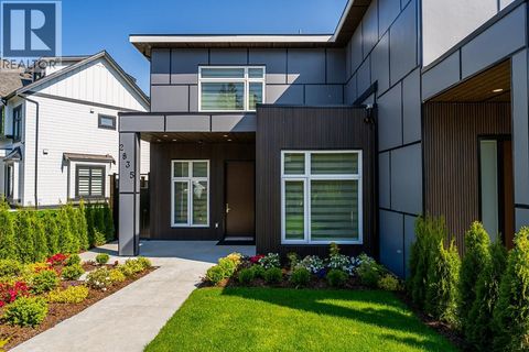 2835 OLIVER CRESCENT Vancouver BC V6L1T1