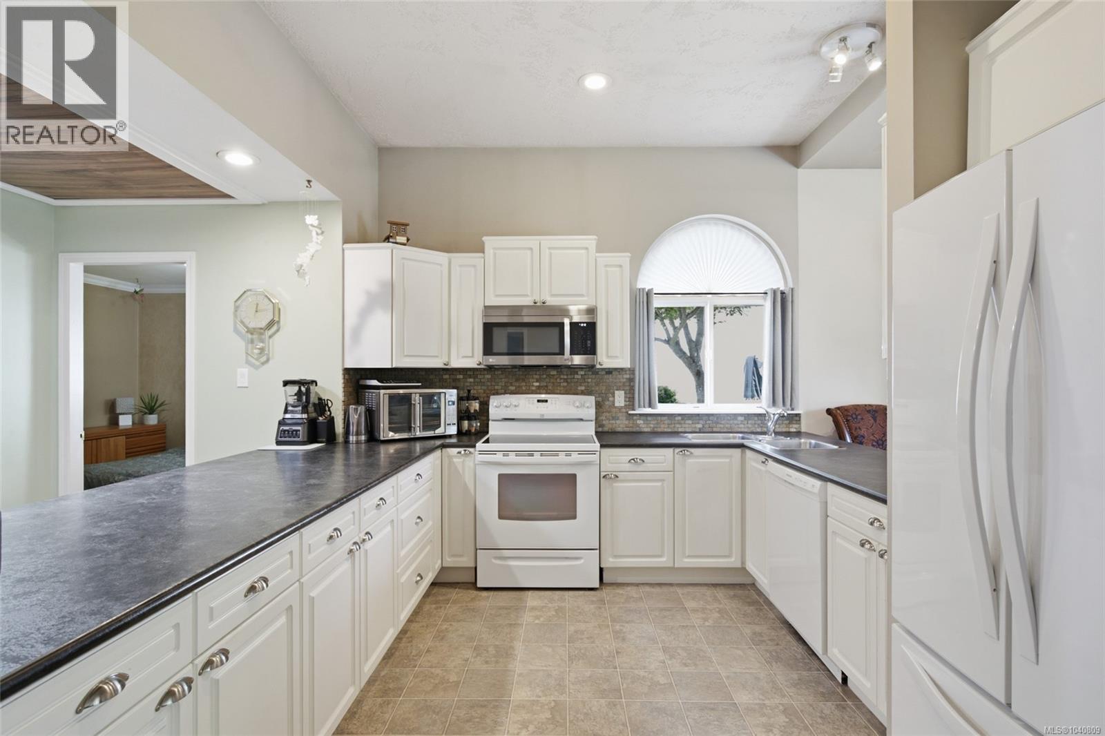 30 677 Bunting Pl