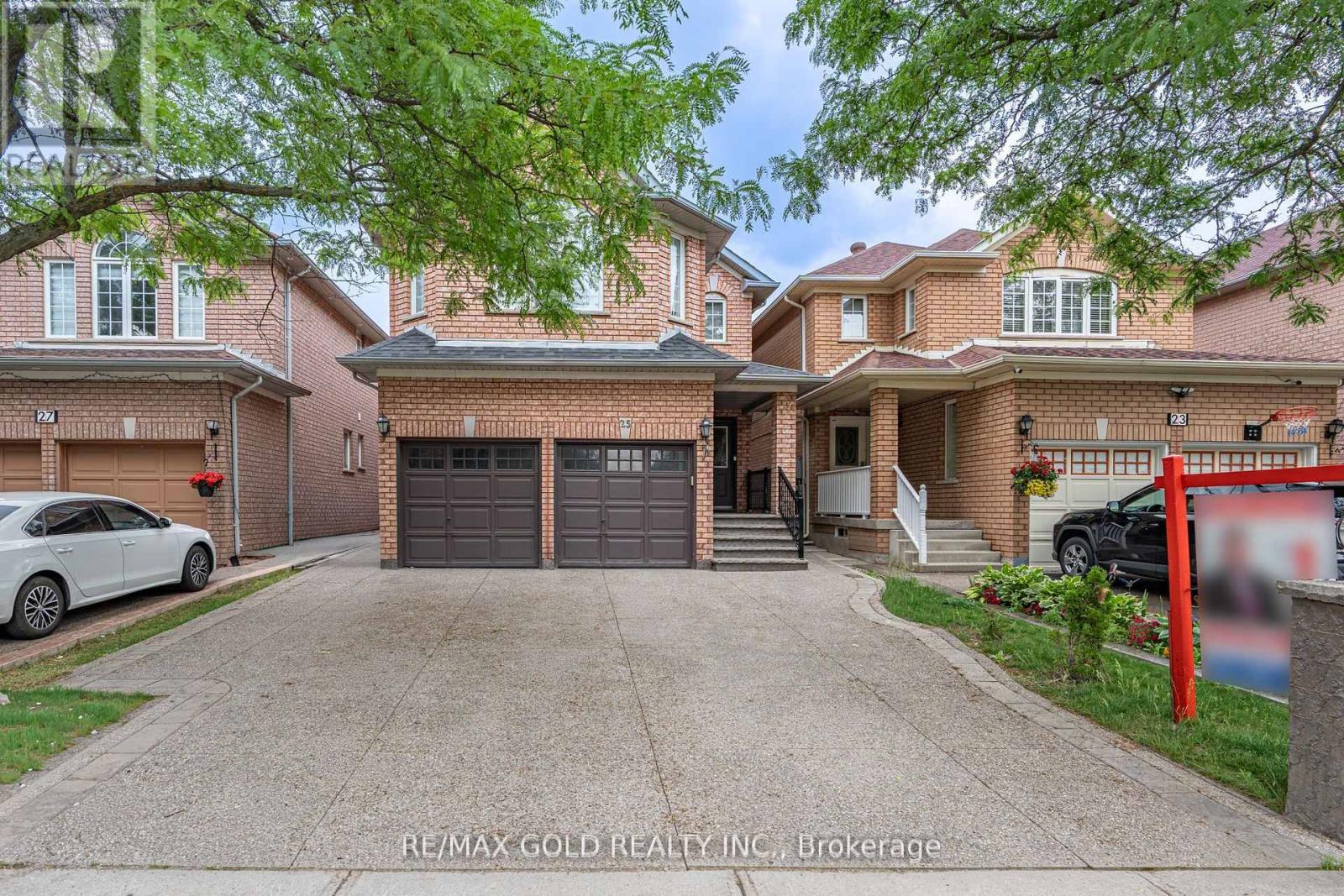 25 GOLDEN EAGLE ROAD