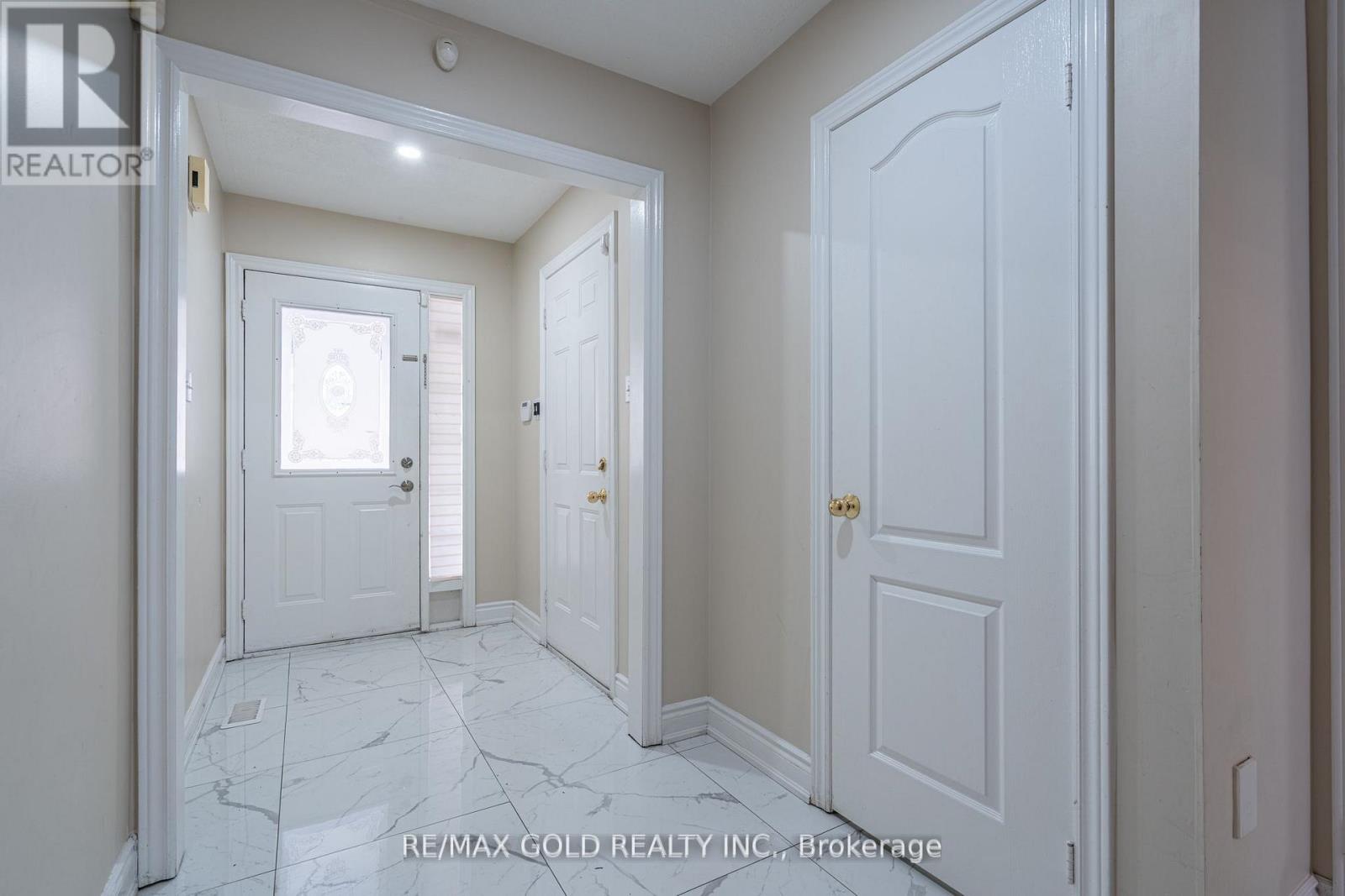 25 GOLDEN EAGLE ROAD