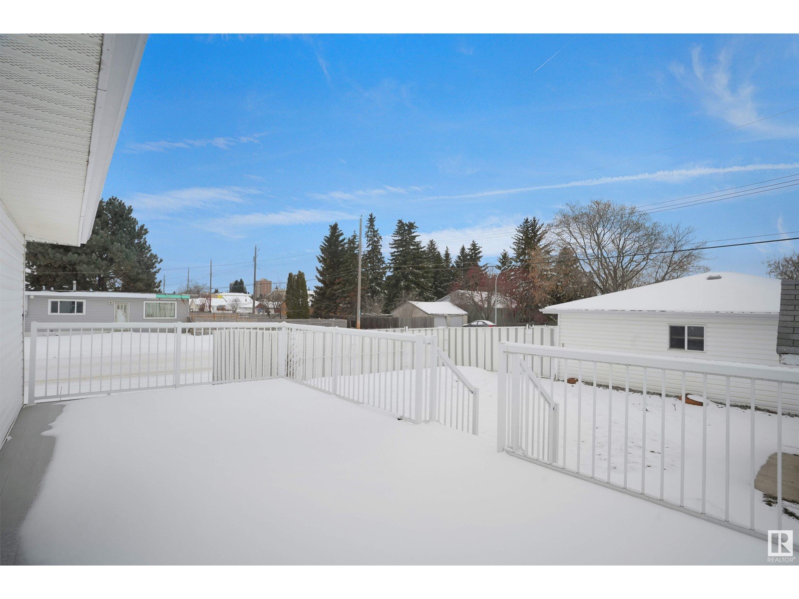 15220 91 AV NW