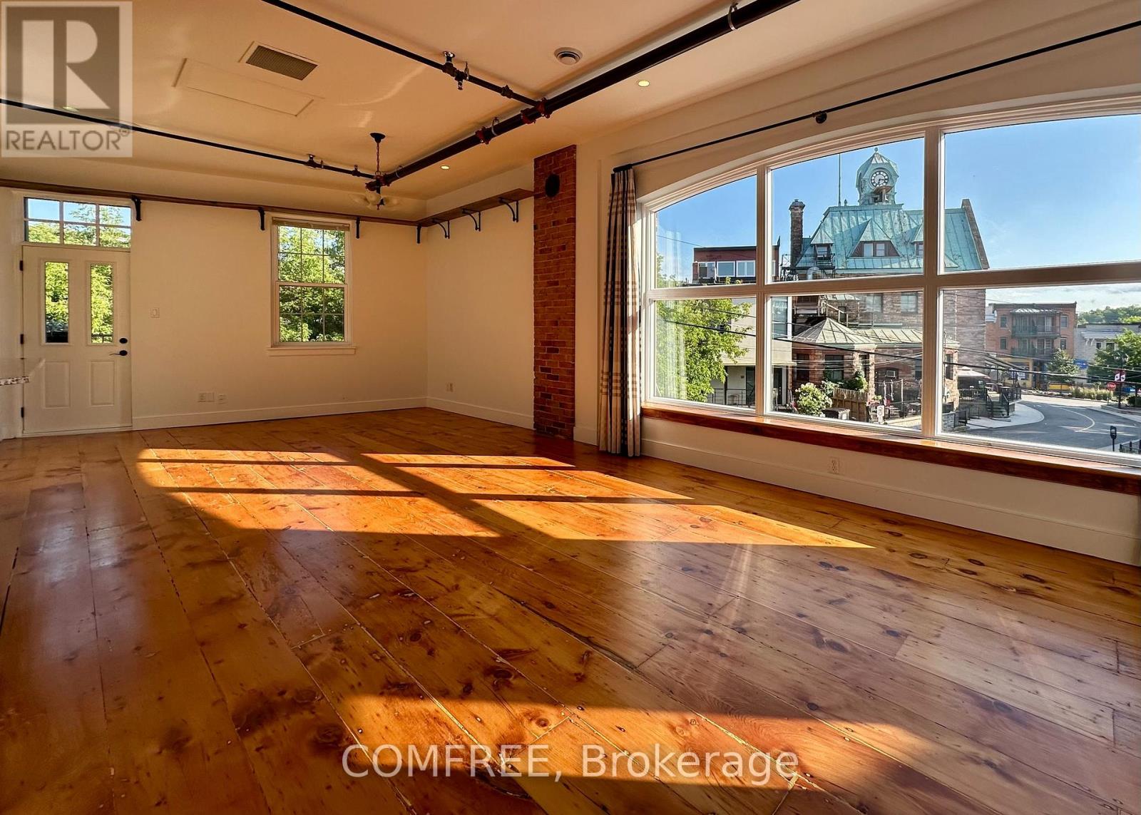 200 - 83 LITTLE BRIDGE STREET