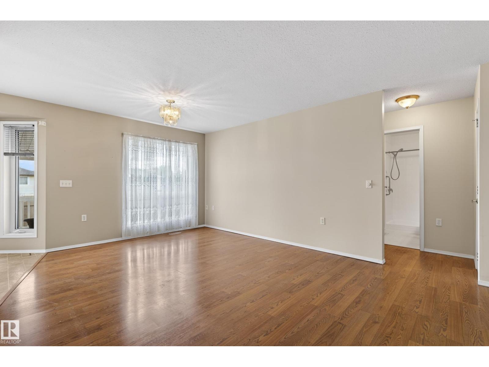 #118 13320 124 ST NW NW