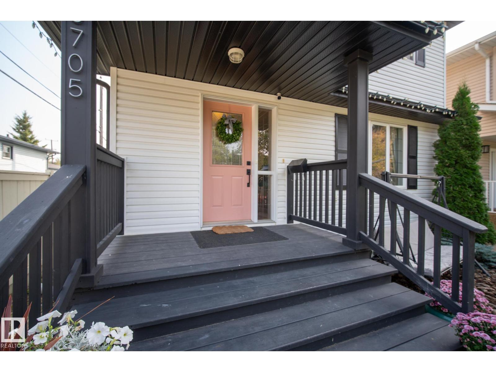 8705 92A AV NW