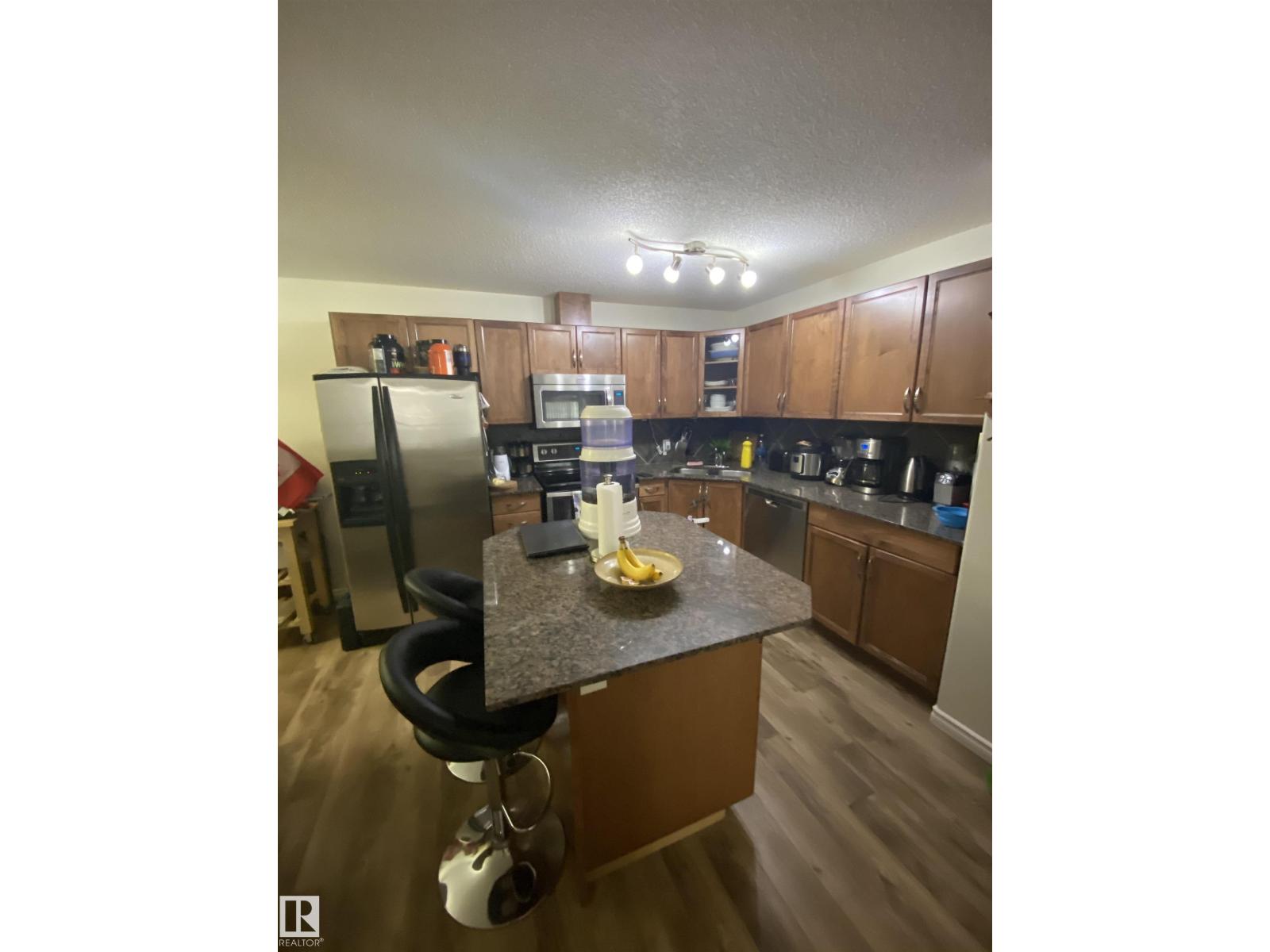 #319 17415 99 AV NW NW