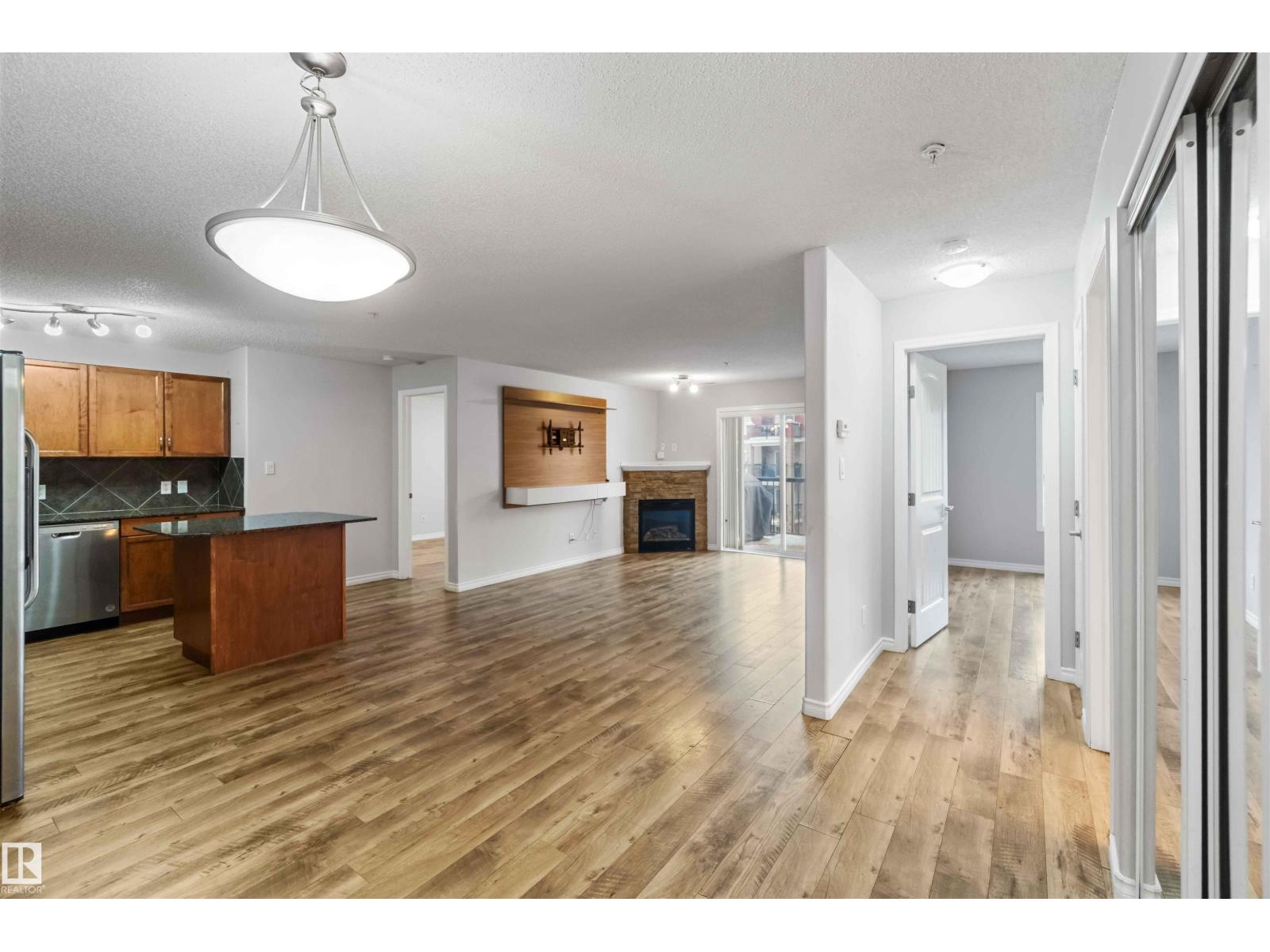 #319 17415 99 AV NW NW