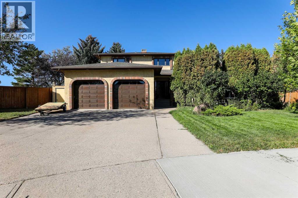 107 Temple Crescent W